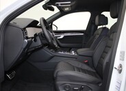 Volkswagen Touareg 6