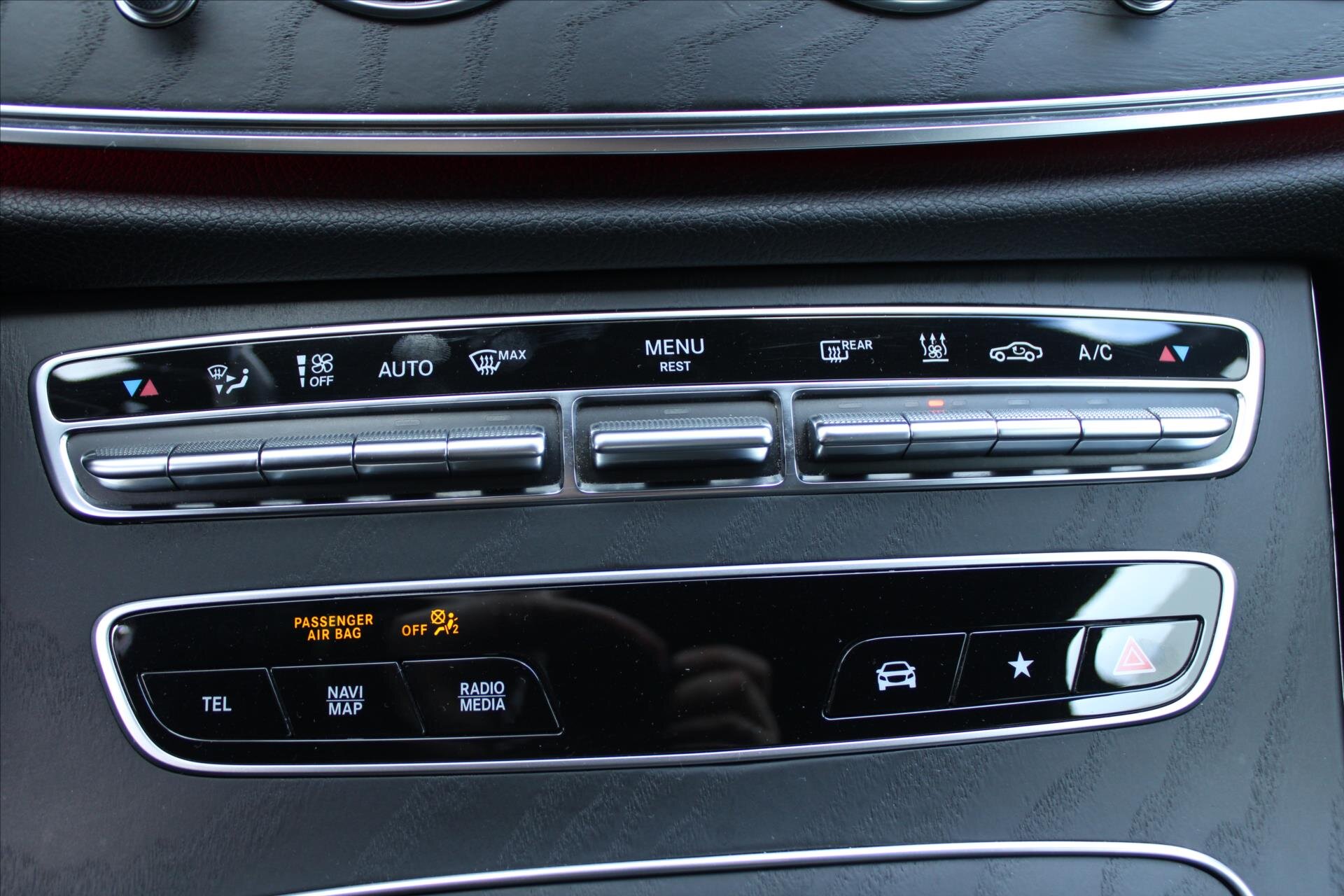 Mercedes-Benz Třídy E Sedan / Limuzína 2,0 l 143 kw