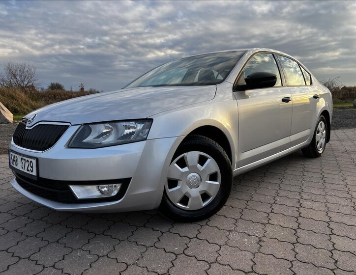 Škoda Octavia 1