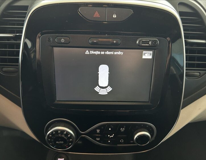 Renault Captur SUV 1,3 l 96 kw