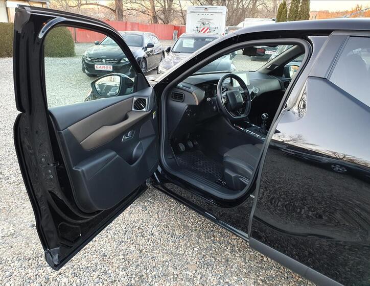 DS Automobiles DS3 Crossback 6