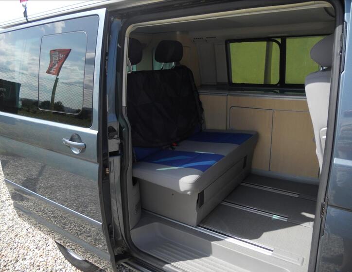 Volkswagen California 18