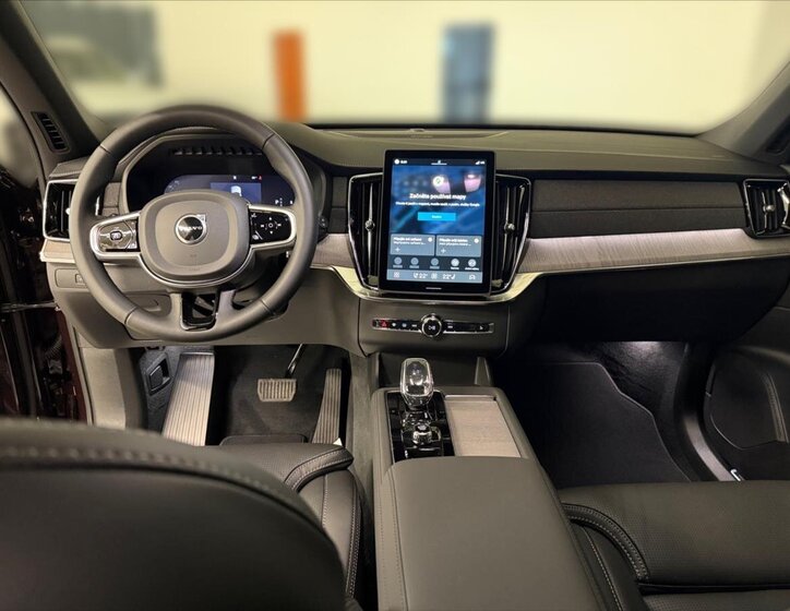 Volvo XC90 SUV / Terénní 2,0 l 184 kw