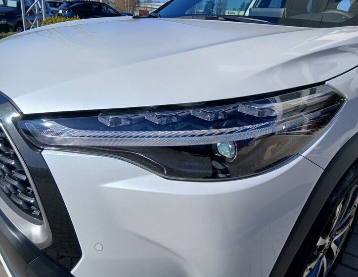 Toyota Corolla Cross SUV / Terénní 2,0 l 112 kw