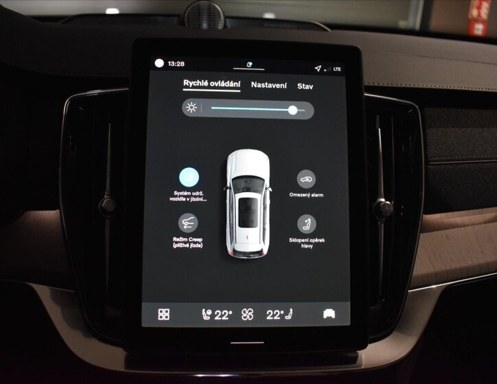 Volvo XC90 SUV / Terénní 2,0 l 228 kw