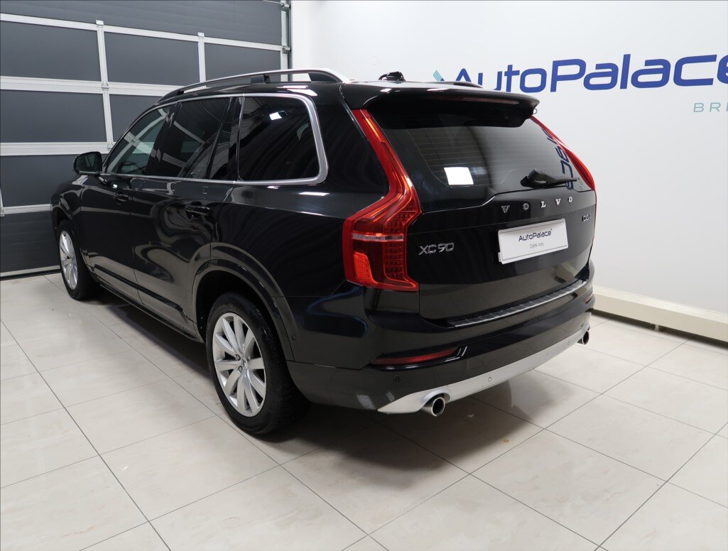 Volvo XC90 SUV 2,0 l 173 kw