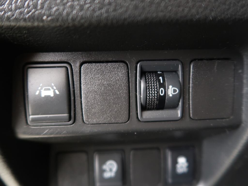 Nissan Qashqai SUV / Terénní 1,5 l 81 kw