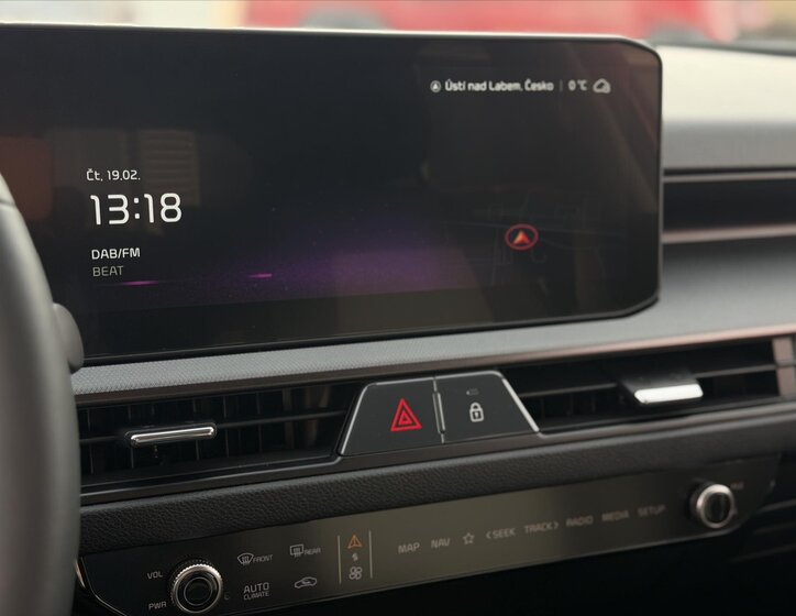 KIA Stonic CUV / Crossover 998,0 74 kw