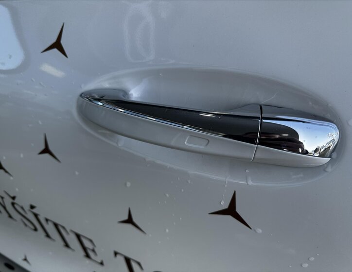 Mercedes-Benz EQC SUV / Terénní 0,0 300 kw