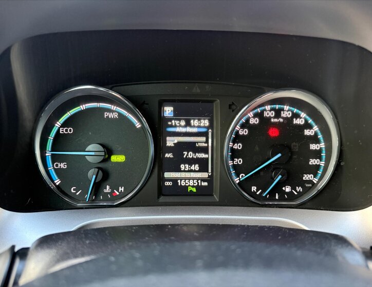 Toyota RAV4 SUV 2,5 l 114 kw