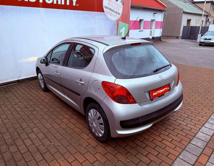 Peugeot 207 8