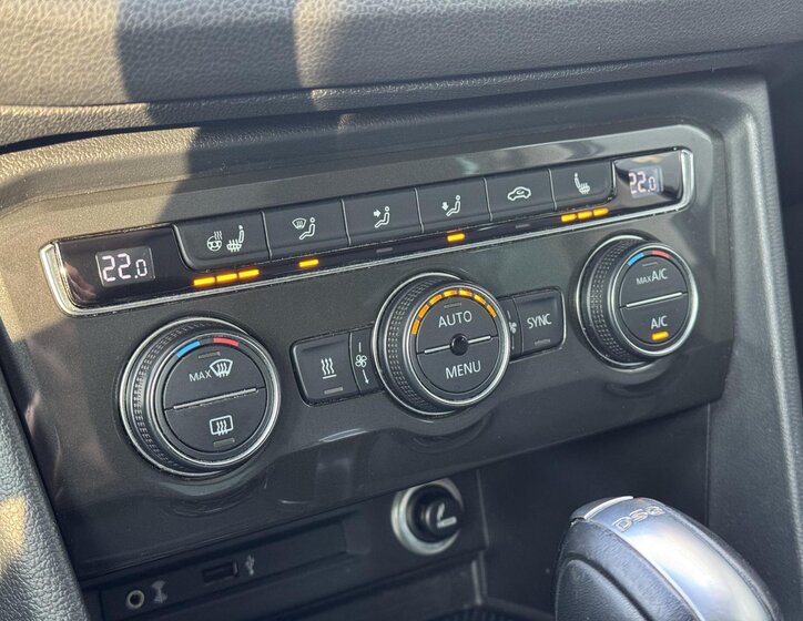 Volkswagen Tiguan SUV / Terénní 2,0 l 110 kw