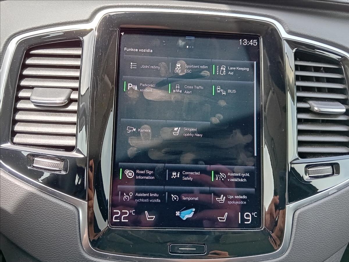Volvo XC90 SUV / Terénní 2,0 l 173 kw