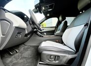 Land Rover Range Rover Velar SUV / Terénní 2,0 l 150 kw