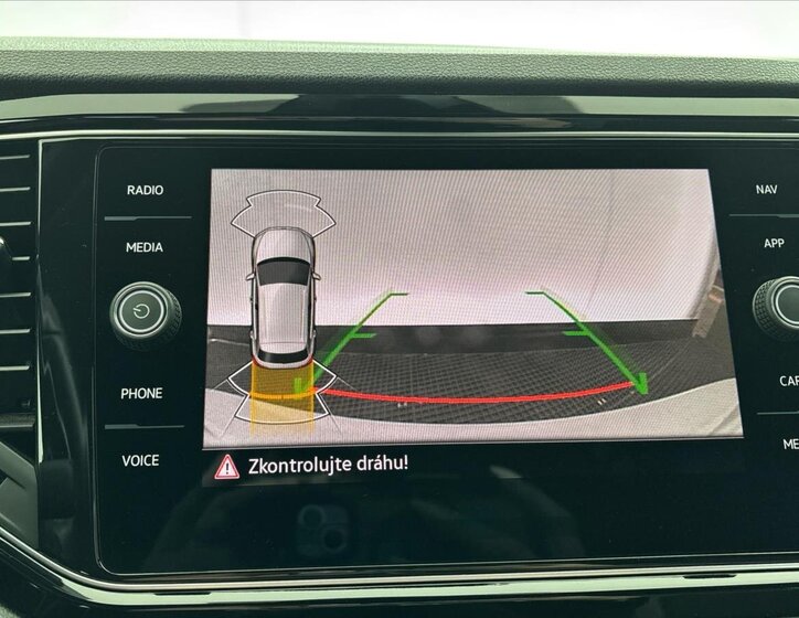 Volkswagen T-Roc SUV / Terénní 2,0 l 221 kw