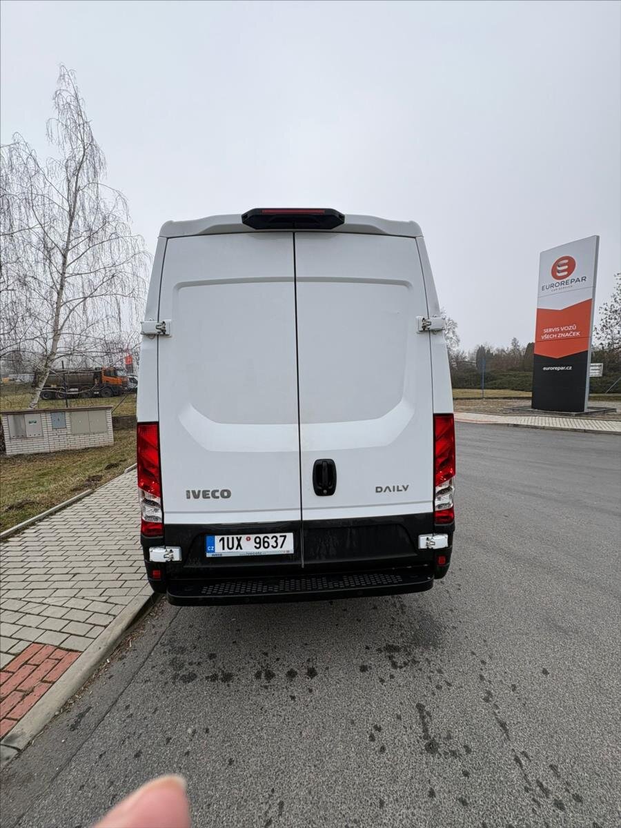 Iveco Daily Skříň 3,0 l 129 kw
