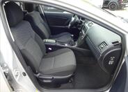 Toyota Avensis 29