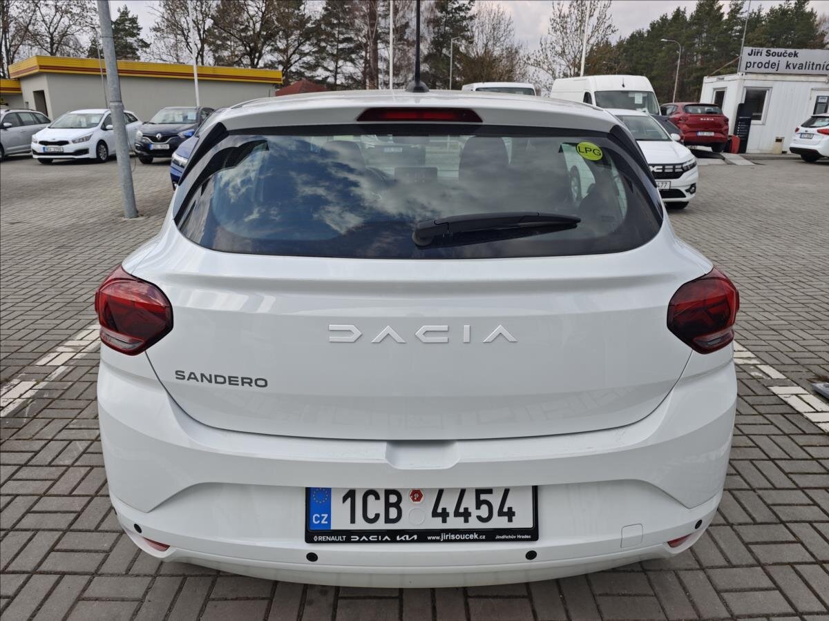 Dacia Sandero Hatchback 999,0 67 kw