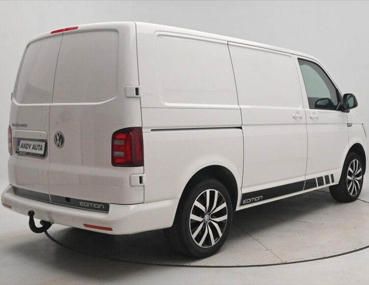 Volkswagen Transporter Skříň 2,0 l 110 kw