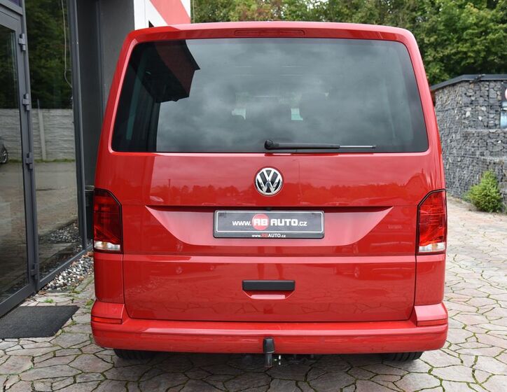 Volkswagen Multivan 8