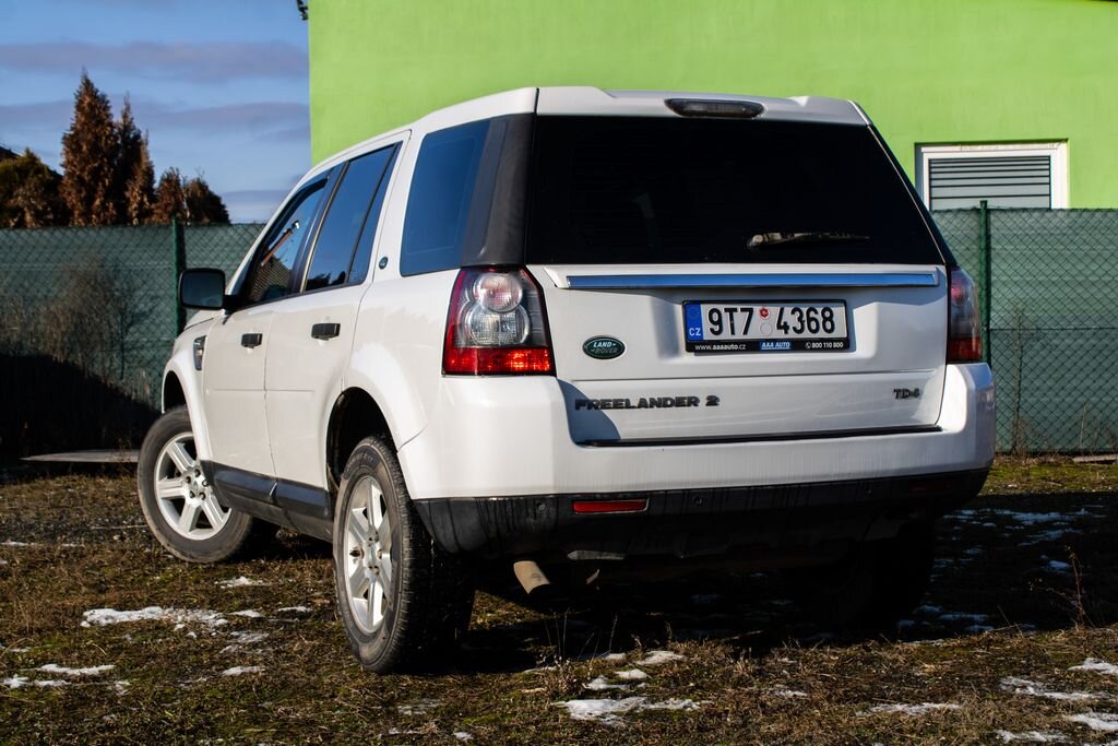 Land Rover Freelander SUV 2,2 l 110 kw