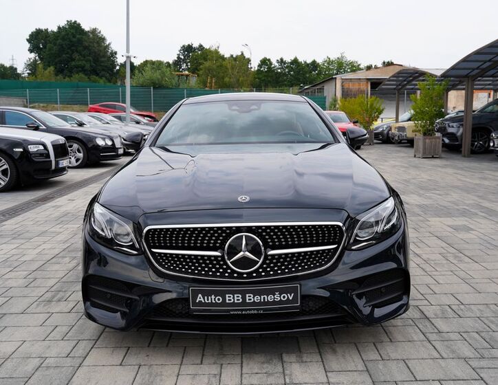 Mercedes-Benz Třídy E 1