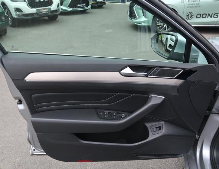 Volkswagen Passat 24