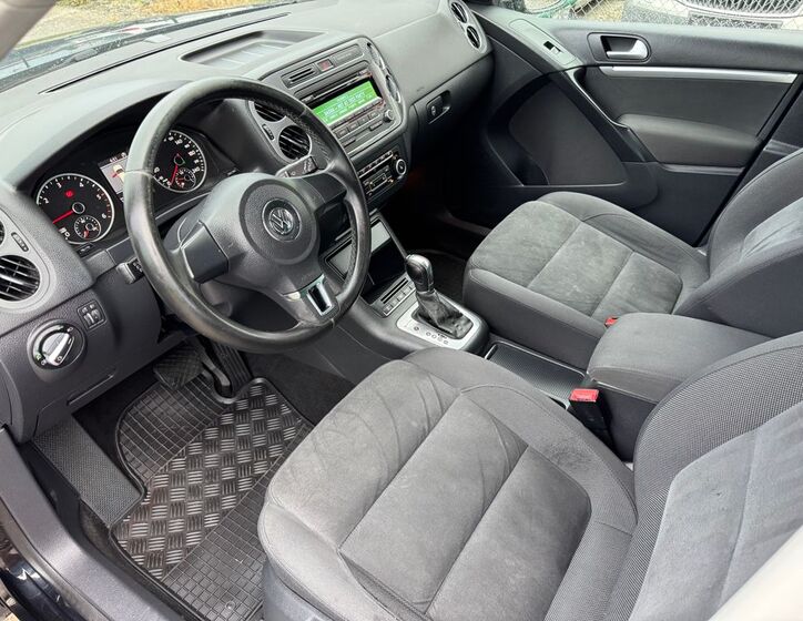 Volkswagen Tiguan 8