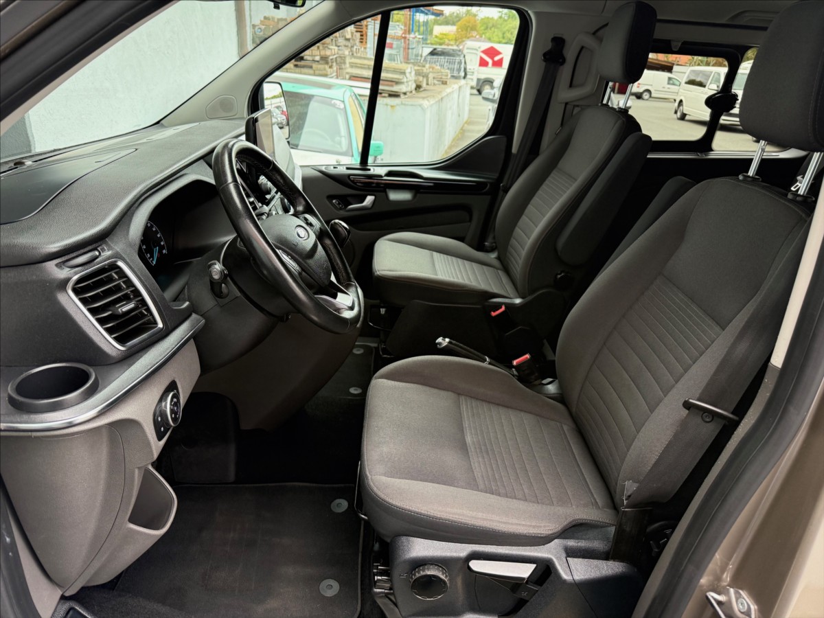 Ford Tourneo Custom