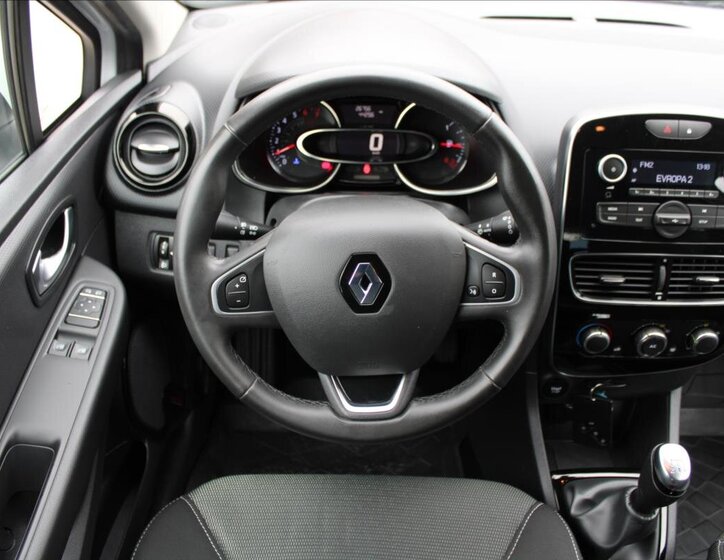 Renault Clio Hatchback 898,0 56 kw