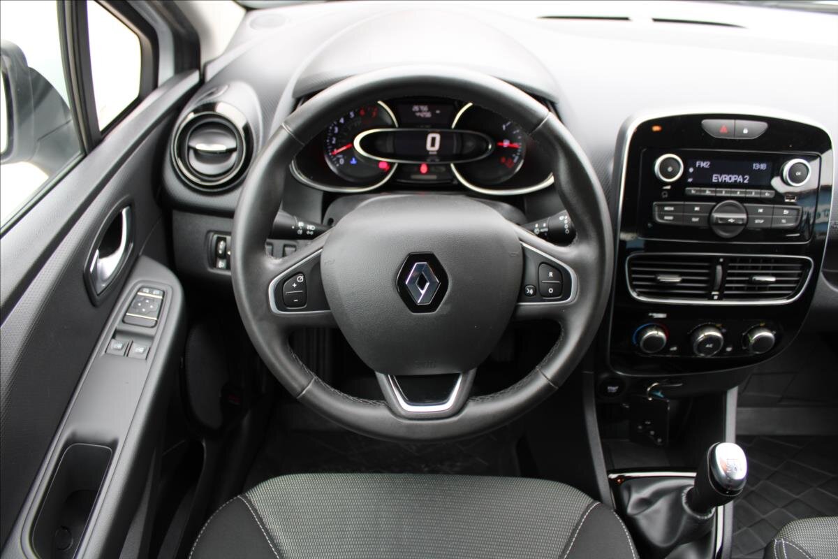 Renault Clio Hatchback 898,0 56 kw