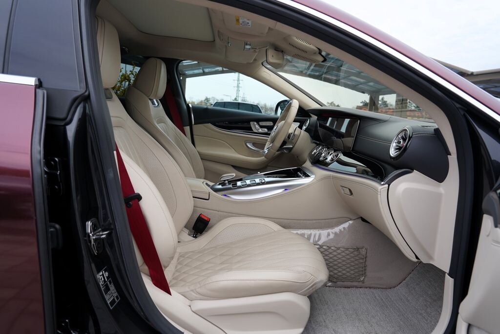 Mercedes-Benz AMG GT Sedan / Limuzína 3,0 l 325 kw