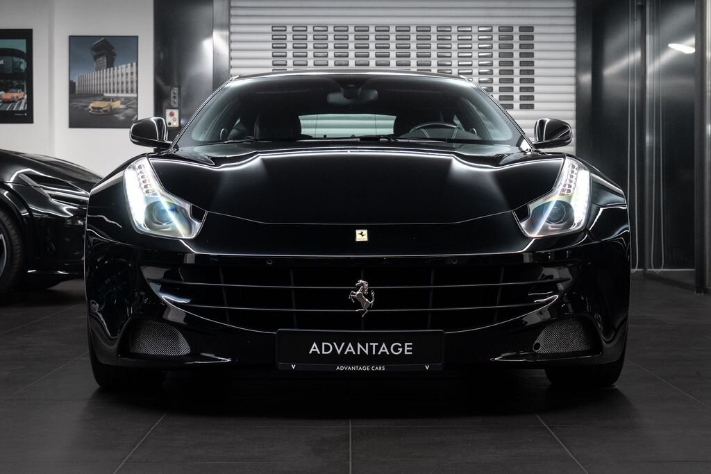 Ferrari FF Kupé 6,3 l 486 kw
