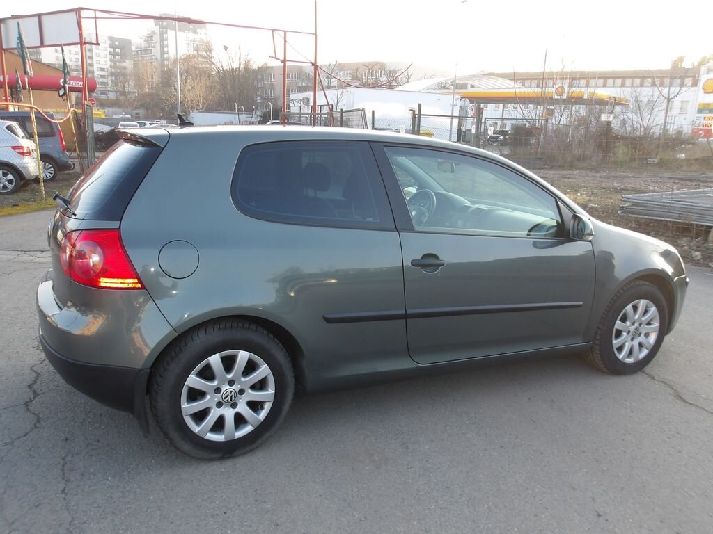 Volkswagen Golf Hatchback 1,6 l 85 kw