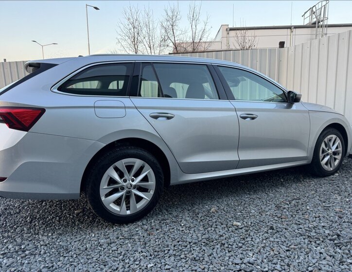Škoda Octavia 18