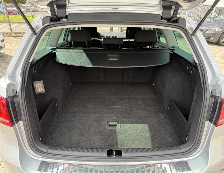 Volkswagen Passat Kombi 1,4 l 90 kw