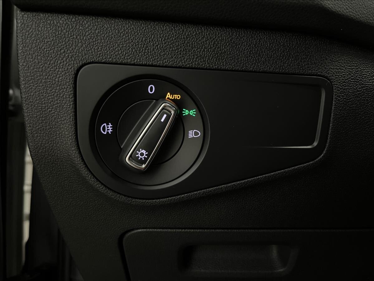 Volkswagen Tiguan SUV / Terénní 1,5 l 110 kw