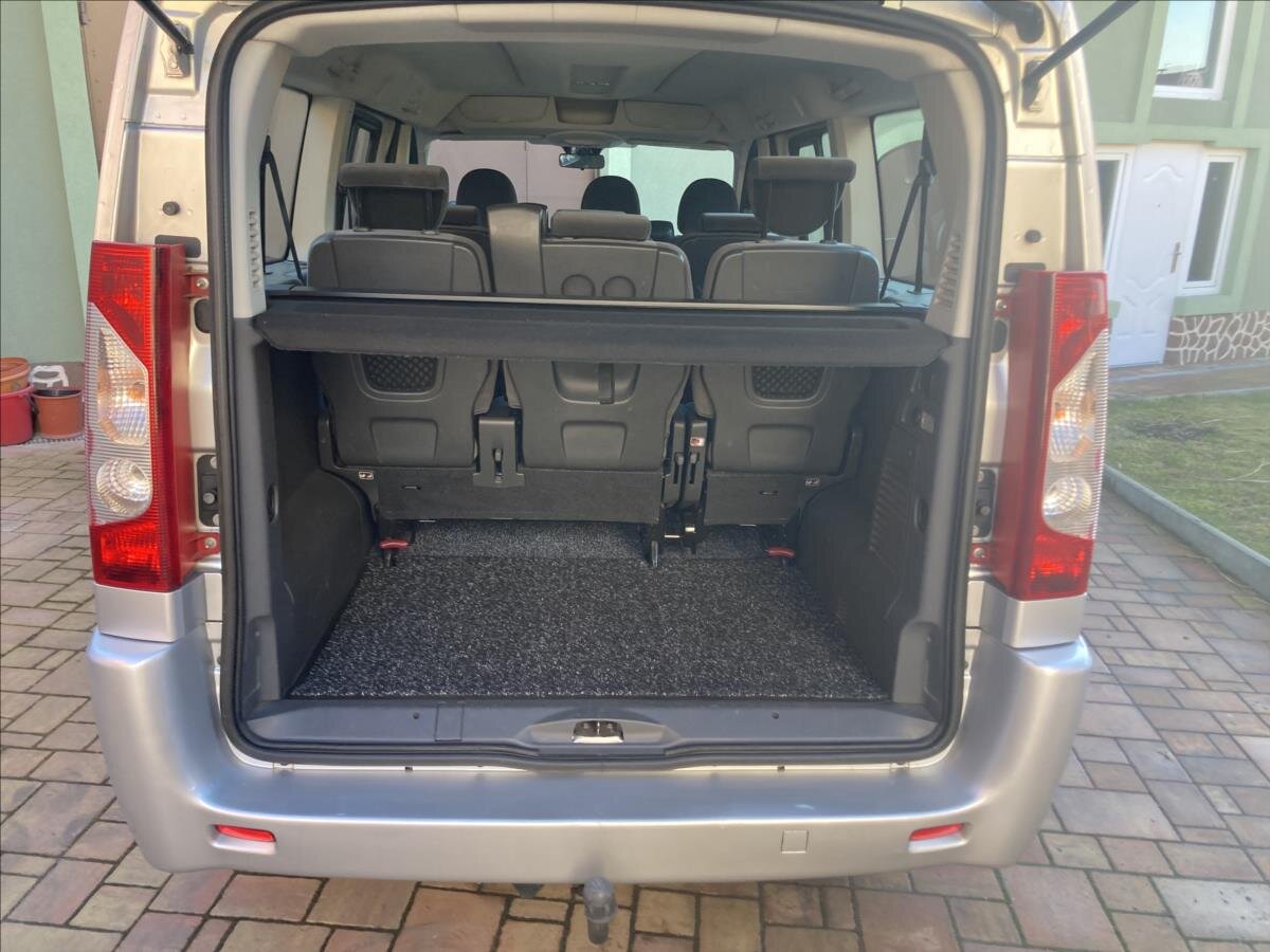 Fiat Scudo Kombi 2,0 l 94 kw