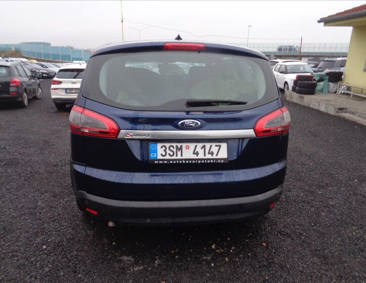 Ford S-MAX 5
