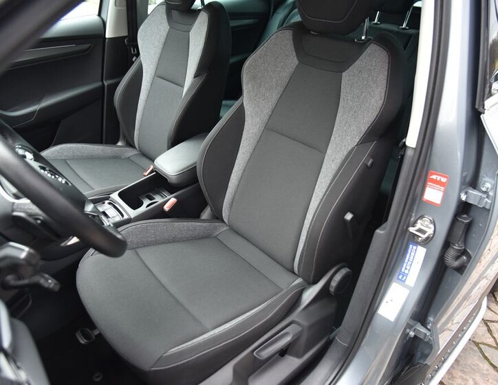 Škoda Karoq SUV / Terénní 1,5 l 110 kw