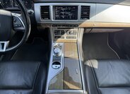 Jaguar XF Kombi 2,2 l 120 kw