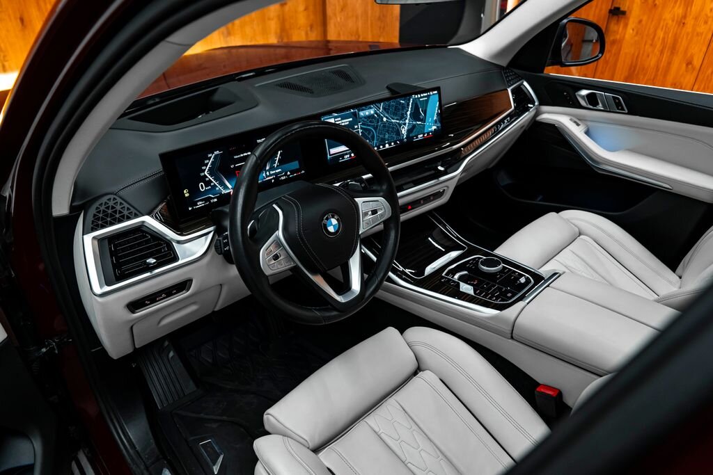 BMW X7 SUV / Terénní 3,0 l 280 kw