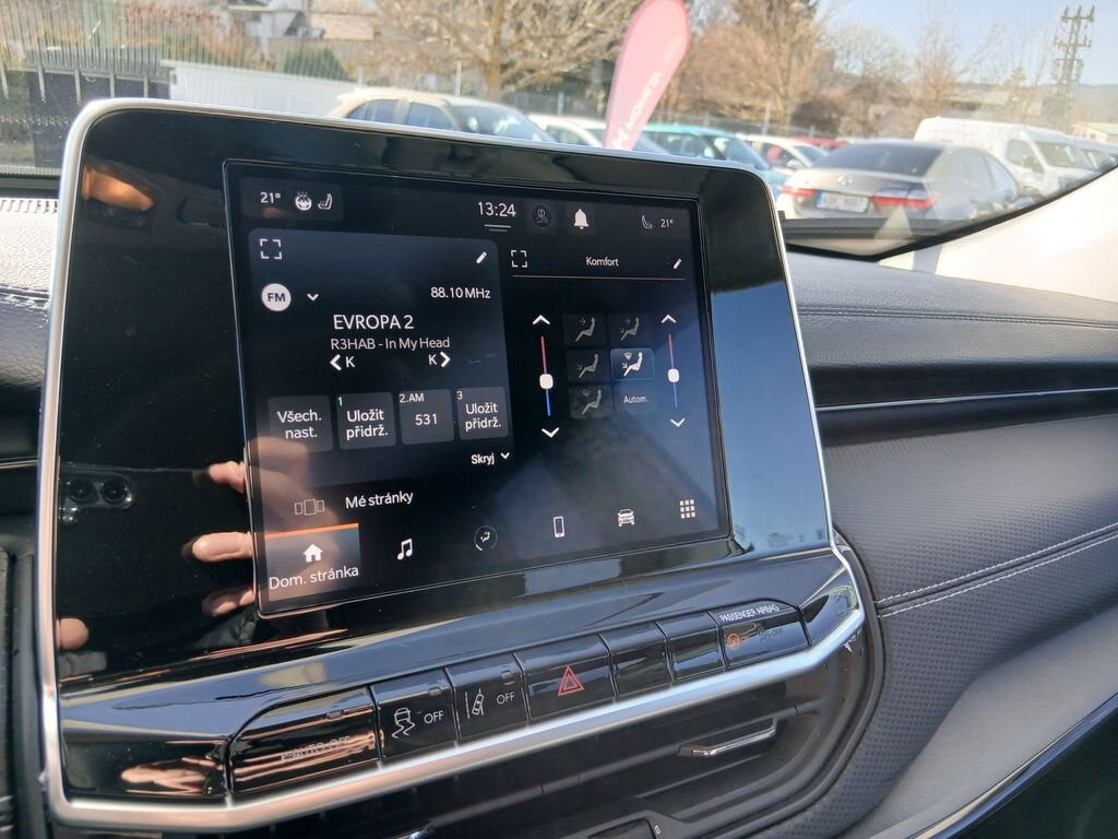 Jeep Compass SUV / Terénní 1,5 l 96 kw