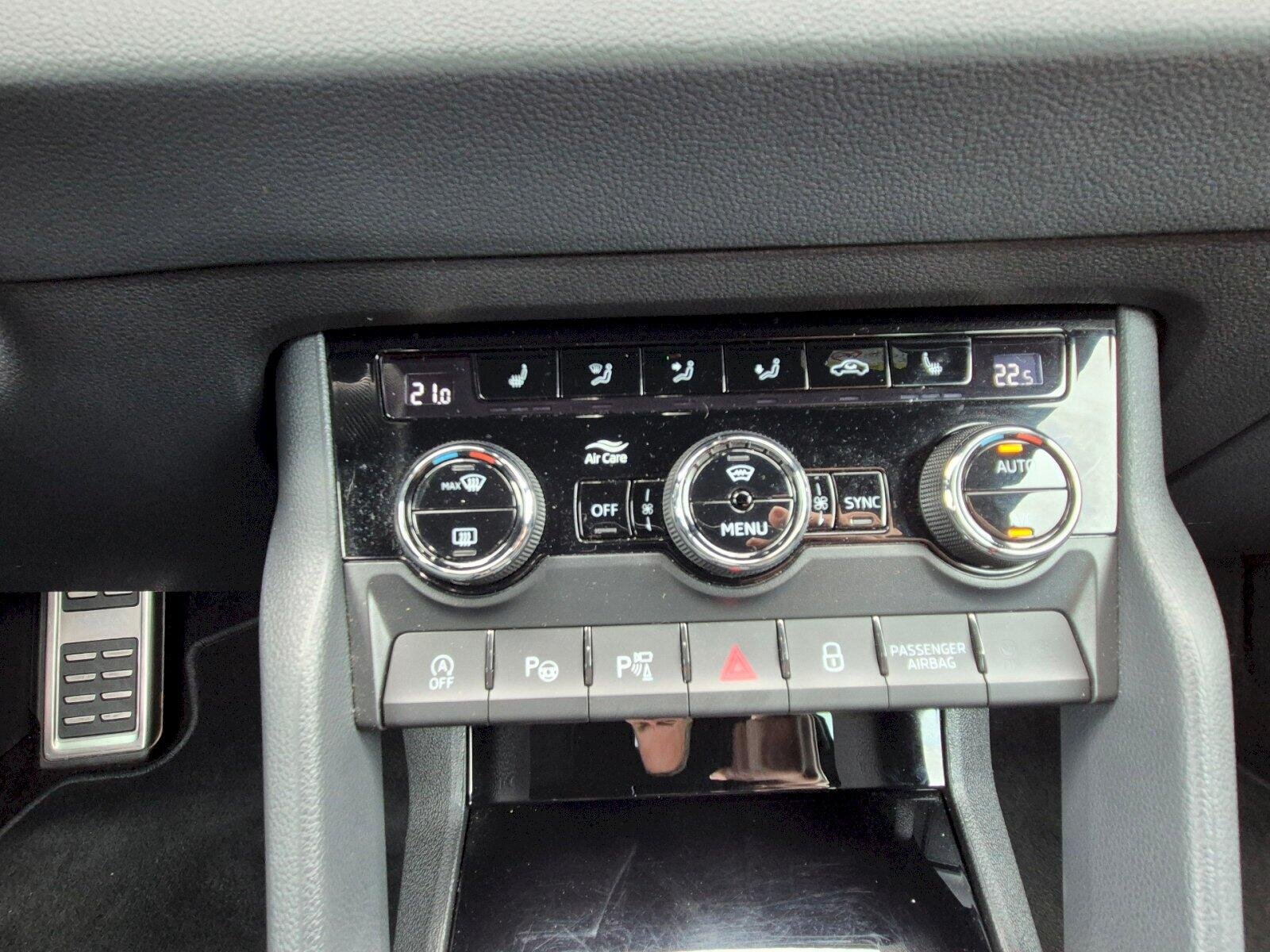 Škoda Karoq SUV / Terénní 1,5 l 110 kw