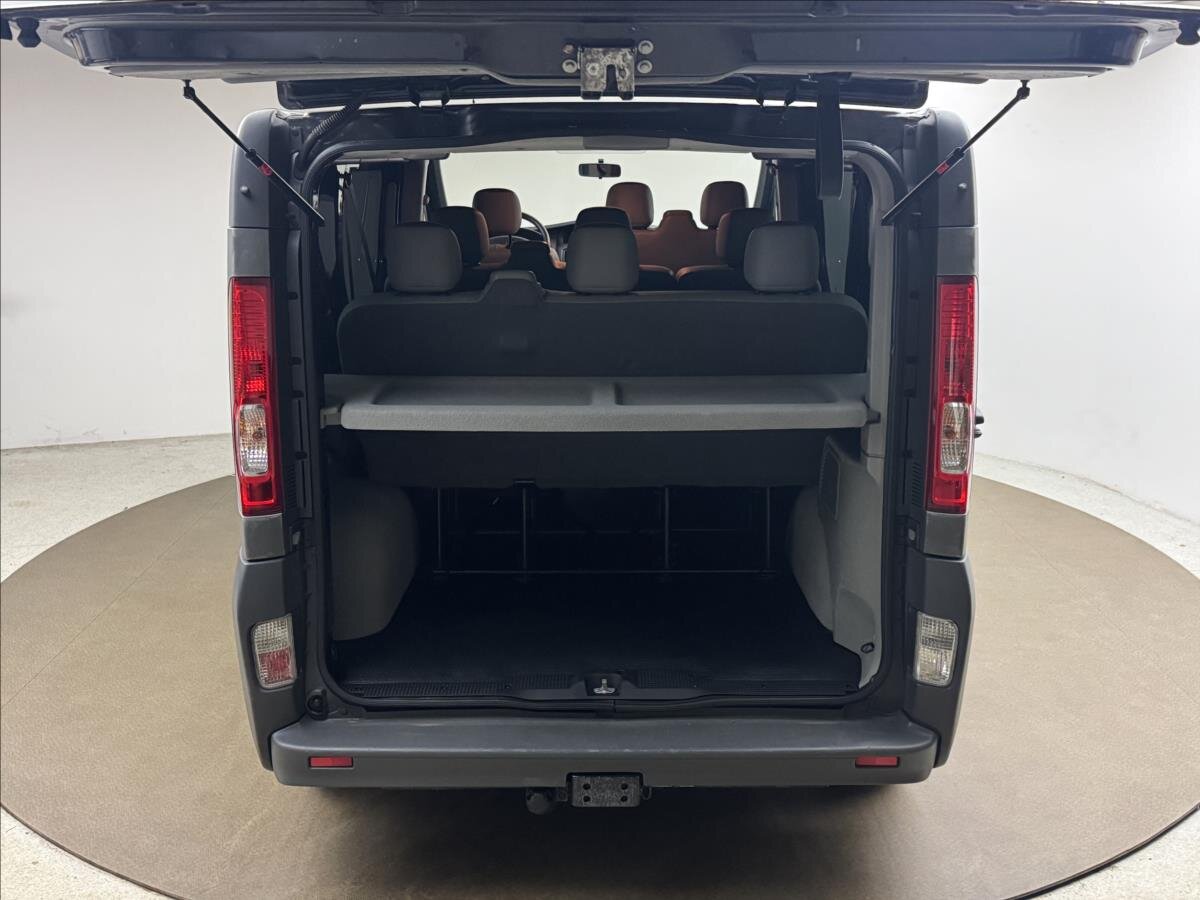 Opel Vivaro Kombi 2,0 l 84 kw