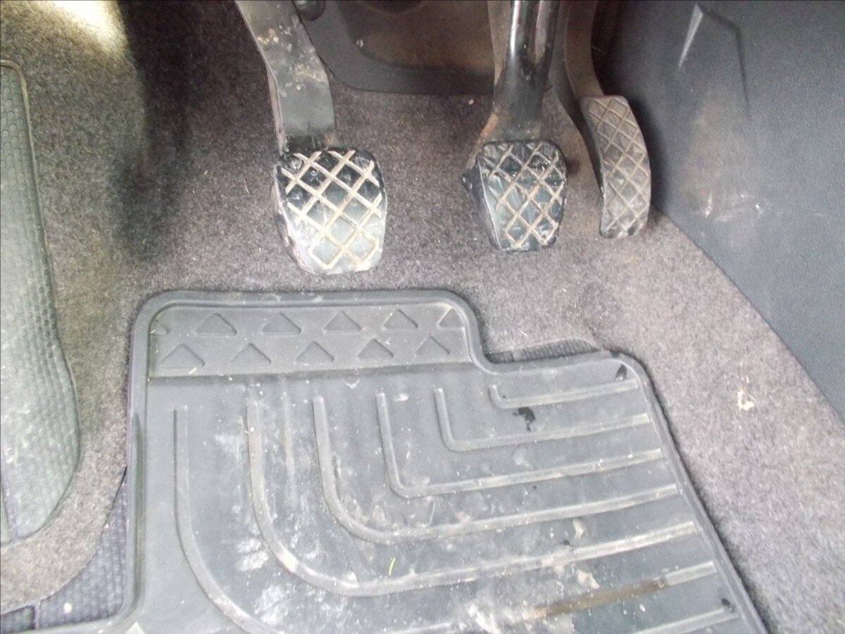 Škoda Roomster MPV 1,4 l 63 kw