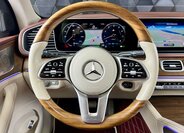 Mercedes-Benz GLS SUV / Terénní 4,0 l 410 kw