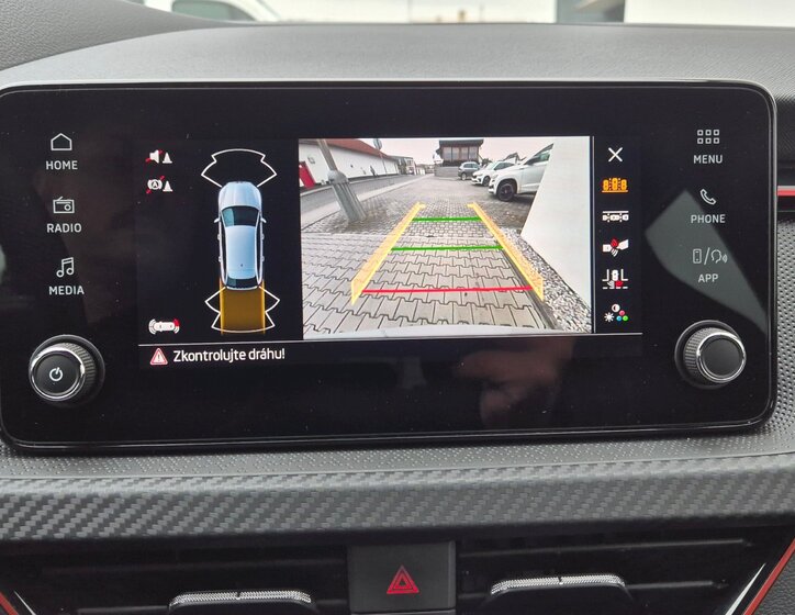 Škoda Scala Hatchback 1,0 l 85 kw