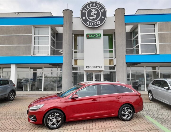 Hyundai i30 Kombi 998,0 88 kw