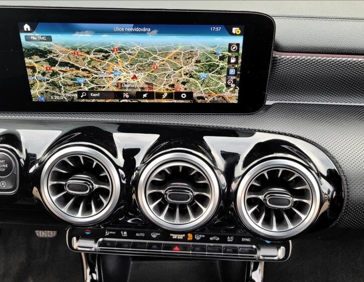 Mercedes-Benz CLA Kombi 2,0 l 85 kw